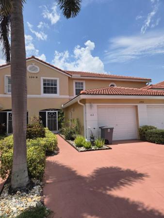 12418 Crystal Pointe Dr #202, Boynton Beach, Florida 33437, image 2