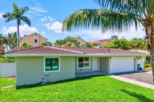 Las Palmas Park, 632 Las Palmas Park, Boynton Beach, Florida 33435, image 3