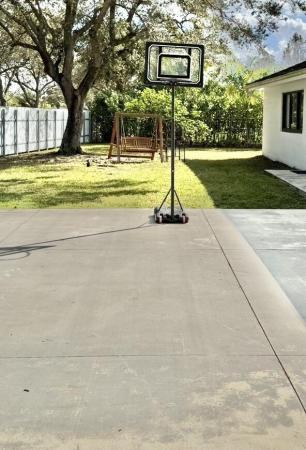 Pasadena Estates, 20221 NW 8th St, Pembroke Pines, Florida 33029, image 2