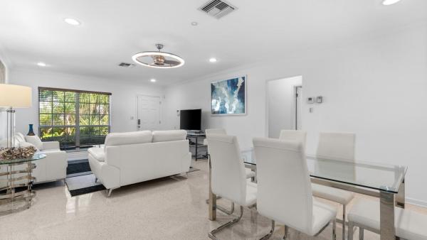 Seagate, 410 Venetian Dr, Delray Beach, Florida 33483, image 2