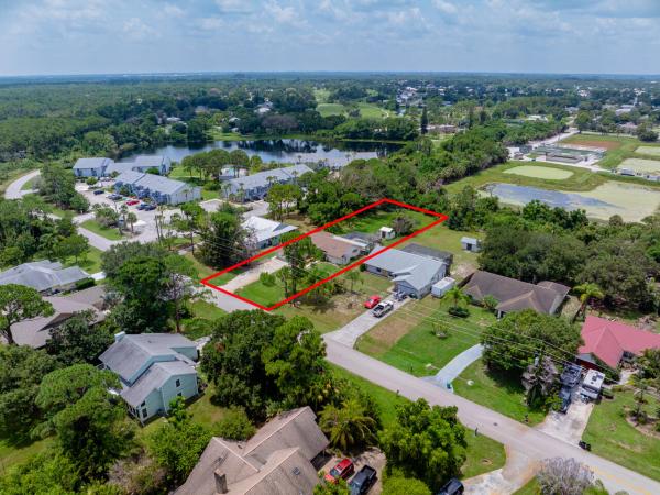 Holiday Pines, 5803 Deer Run Dr, Fort Pierce, Florida 34951, image 2