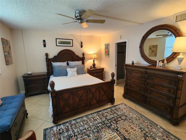 Meadowbrook Lakes View, 321 SE 3rd St #302, Dania Beach, Florida 33004, image 2