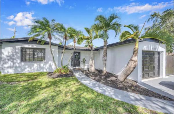 Cutler Ridge Pines, 8721 SW 200th Ter, Cutler Bay, Florida 33189, image 2
