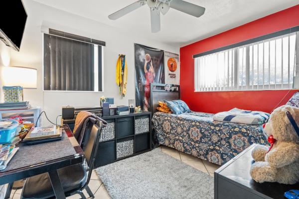 Boulevard Heights, 8460 NW 15th St, Pembroke Pines, Florida 33024, image 3