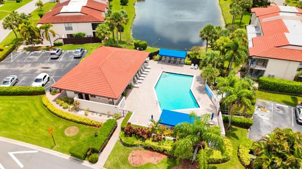 Greens Of Boca Lago, 8210 Casa Del Lago #C, Boca Raton, Florida 33433, image 3