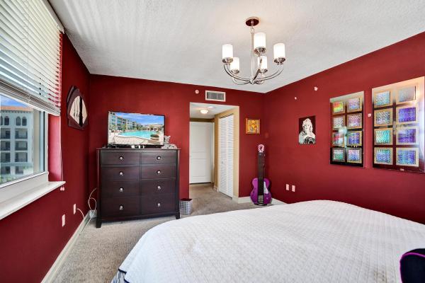 Palmetto Place, 99 SE Mizner Blvd #802, Boca Raton, Florida 33432, image 2