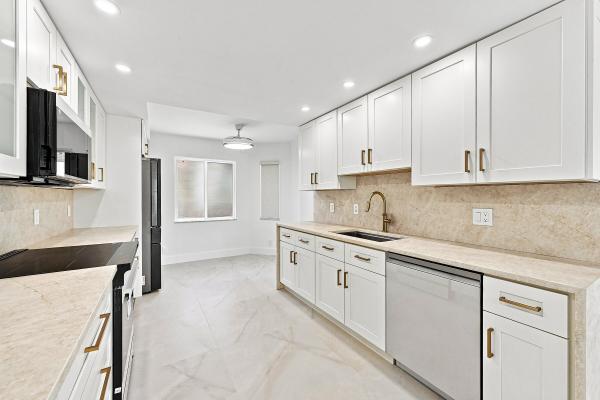 Andros Village, 1705 Andros Isle #E3, Coconut Creek, Florida 33066, image 3