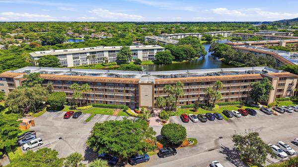 Andros Village, 1705 Andros Isle #E3, Coconut Creek, Florida 33066, image 1