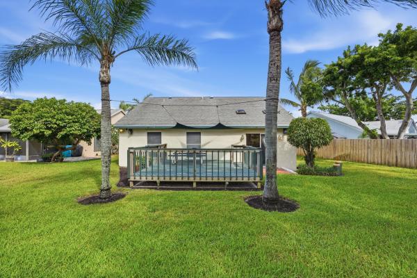 Lakeshore At The Meadows, 19 Misty Meadow Dr, Boynton Beach, Florida 33436, image 3