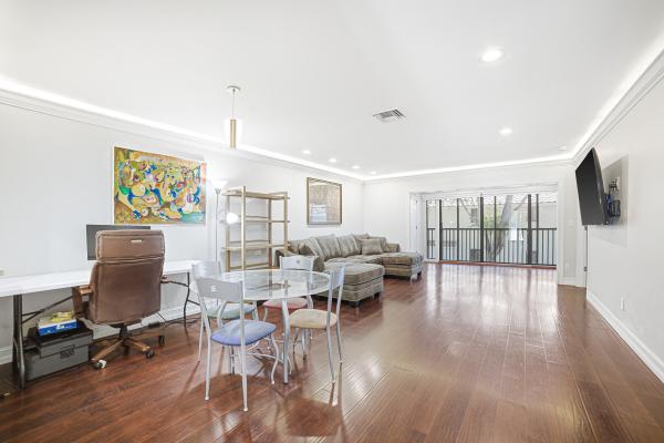 85 Pelican Pointe Dr #203, Delray Beach, Florida 33483, image 2