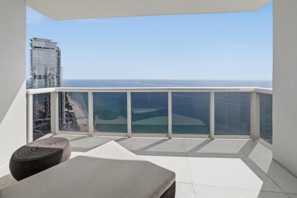 Trump Royale, 18201 Collins Ave #5109, Sunny Isles Beach, Florida 33160, image 3