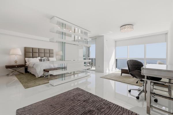 Trump Royale, 18201 Collins Ave #5109, Sunny Isles Beach, Florida 33160, image 2