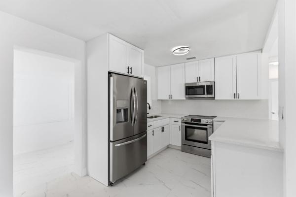 Rolling Green Ridge, 1410 NW 1st Ct, Boynton Beach, Florida 33435, image 2