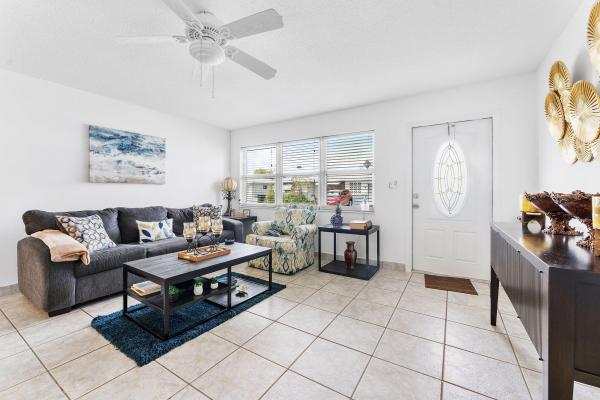 Paradise Gardens 2, 1450 NW 69th Ave, Margate, Florida 33063, image 2