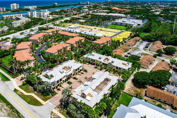 Bella Villaggio, 3770 County Line Rd #B5, Tequesta, Florida 33469, image 1