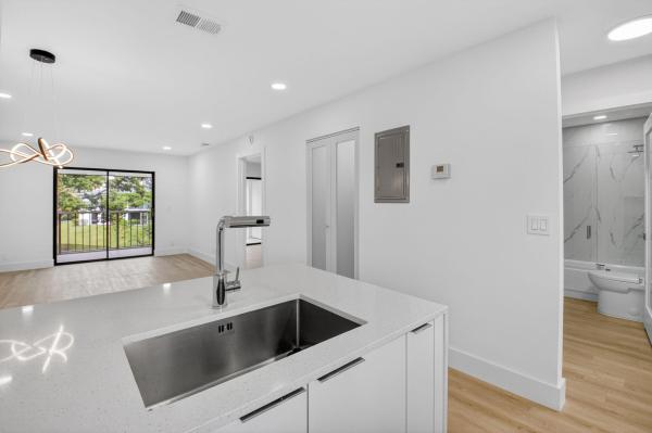 100 W Hidden Valley Blvd #407, Boca Raton, Florida 33487, image 3