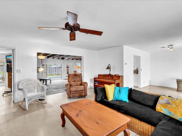 Mary Knoll, 2121 NE 52nd St, Fort Lauderdale, Florida 33308, image 1