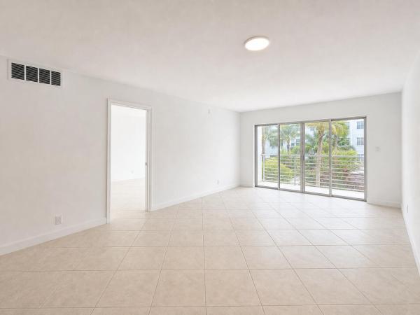 1501 S Ocean Blvd #217, Lauderdale By The Sea, Florida 33062, image 1