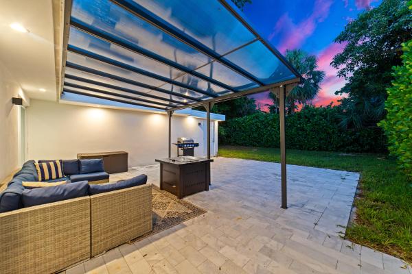 Palm Beach Shores Residential, 324 Bamboo Rd, Palm Beach Shores, Florida 33404, image 2