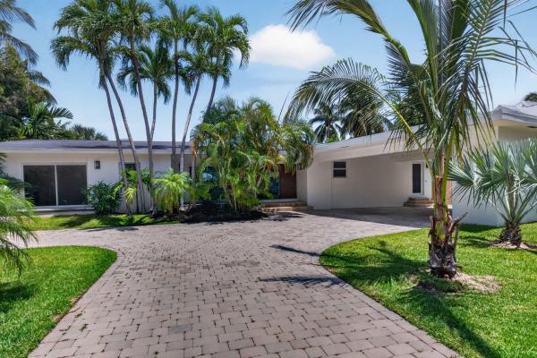Mashta Island, 631 N Mashta Dr, Key Biscayne, Florida 33149, image 1