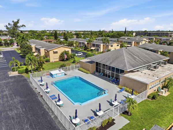 Village Royale, 2223 NE 1st Ct #101, Boynton Beach, Florida 33435, image 3