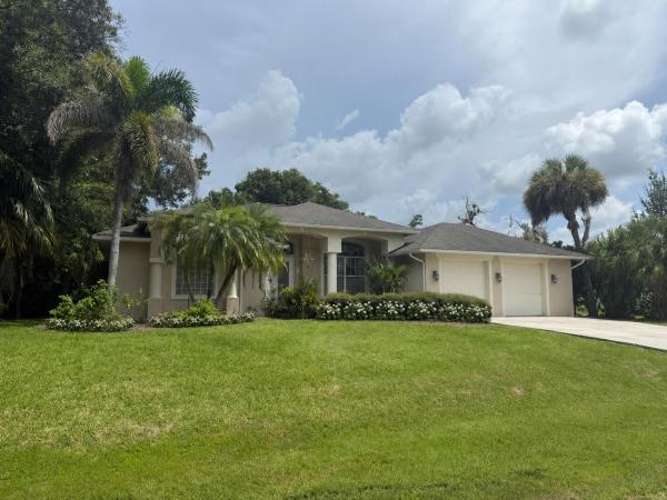 Winding Creek, 2108 Winding Creek Ln, Fort Pierce, Florida 34981, image 2