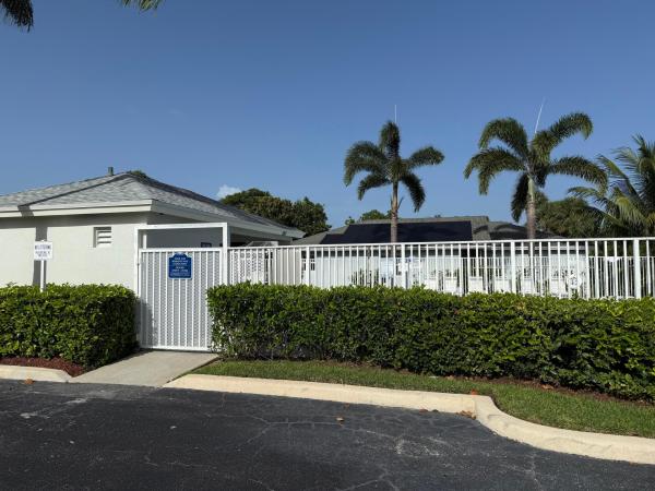 Crystal Key At Woolbright Place, 112 Sunset Blvd, Boynton Beach, Florida 33426, image 1
