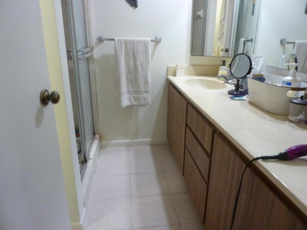 Village Of Sandalwood Lakes, 3203 32nd Way, West Palm Beach, Florida 33407, image 3