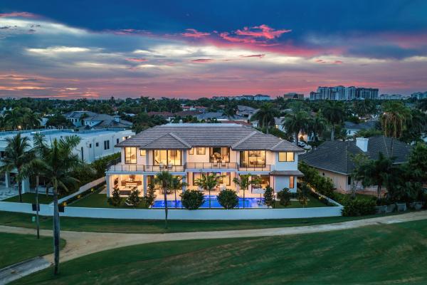 Royal Palm Yacht & Country Club, 1642 Sabal Palm Dr, Boca Raton, Florida 33432, image 2