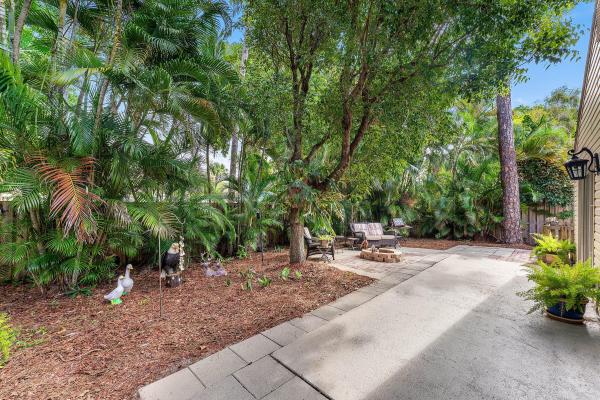 Victoria Woods, 5601 Berry Blossom Way W, West Palm Beach, Florida 33415, image 3