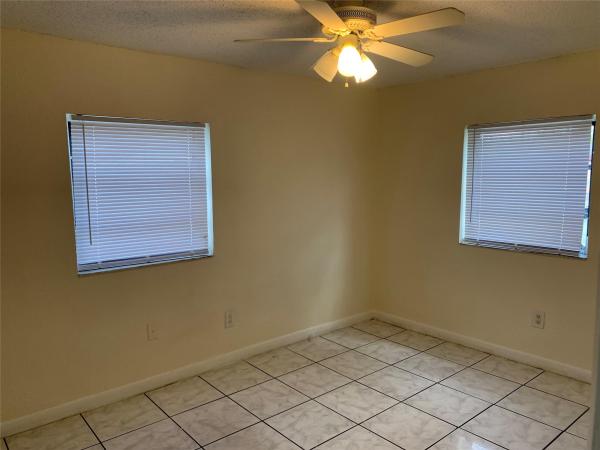 Collier City, 2911 NW 7th St, Pompano Beach, Florida 33069, image 2