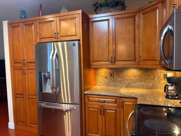 Classic Landing, 765 NW 155th Ter, Pembroke Pines, Florida 33028, image 3