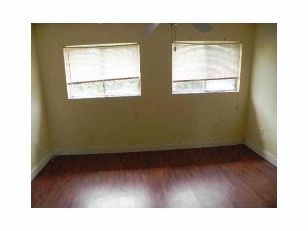 Crystal View Townhomes, 838 Crystal Lake Dr, Deerfield Beach, Florida 33064, image 1