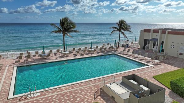 Palmsea, 3520 S Ocean Blvd #L405, South Palm Beach, Florida 33480, image 1