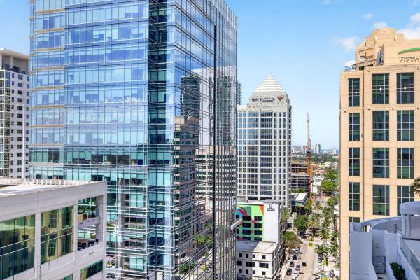 100 Las Olas, 100 E Las Olas Blvd #1902, Fort Lauderdale, Florida 33301, image 1