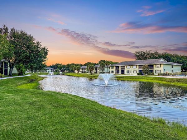 Sabal Ridge, 1901 Sabal Ridge Ct #D, Palm Beach Gardens, Florida 33418, image 3