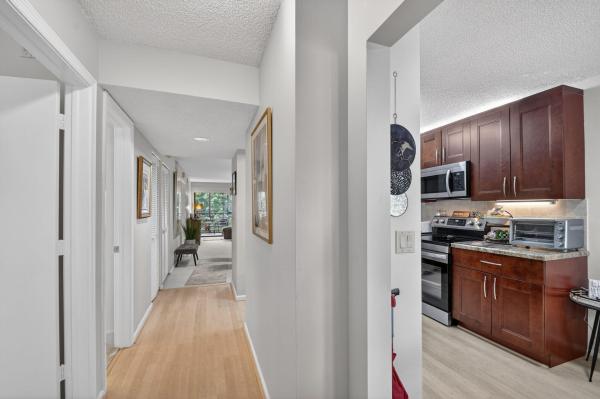 10173 Mangrove Dr #204, Boynton Beach, Florida 33437, image 3
