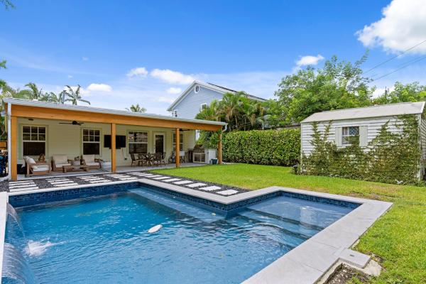 521 33rd St, West Palm Beach, Florida 33407, image 1