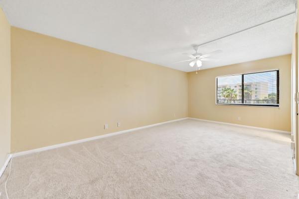 2820 Tennis Club Dr #401, West Palm Beach, Florida 33417, image 1