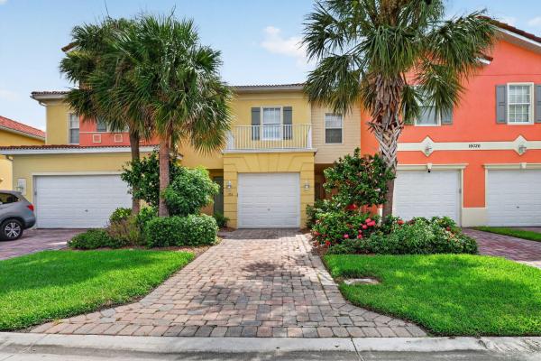 Sail Harbour At HealthPark, 16026 Via Solera Cir #102, Fort Myers, Florida 33908, image 2