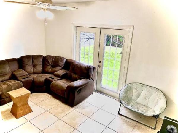 18951 SW 113th Pl, Unincorporated Dade County, Florida 33157, image 3