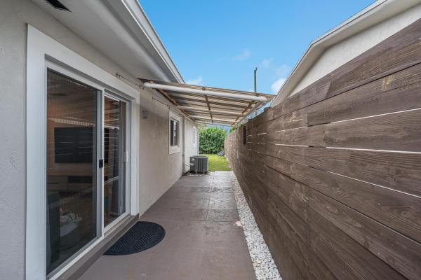 Patterson Park, 130 NW 57th St #1-2, Oakland Park, Florida 33309, image 1