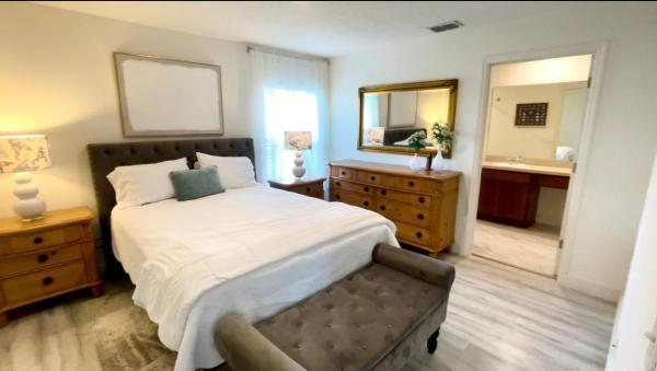 Riverview, 1348 SE Bayharbor St, Port St. Lucie, Florida 34983, image 2