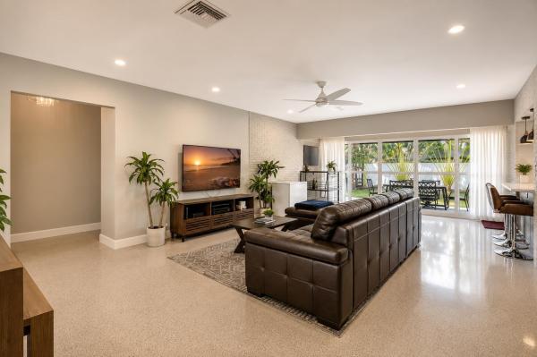 Garden Isles, 431 SE 5th Ave, Pompano Beach, Florida 33060, image 2