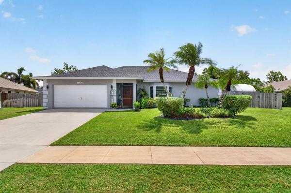 Eastwood Of Wellington, 1630 Tamarack Way, Wellington, Florida 33414, image 2
