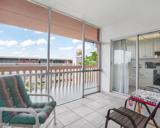 Eldorado Plaza West, 180 NE 12th Ave #15E, Hallandale Beach, Florida 33009, image 2