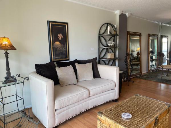 Boca Bayou, 1 Royal Palm Way #2010, Boca Raton, Florida 33432, image 2