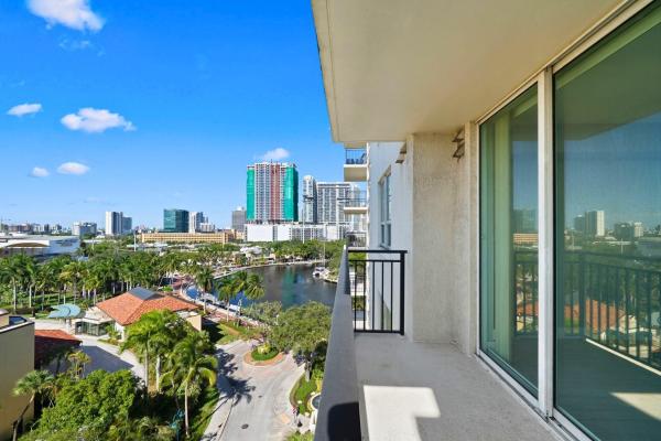 The Symphony, 610 W Las Olas Blvd #1016N, Fort Lauderdale, Florida 33312, image 1