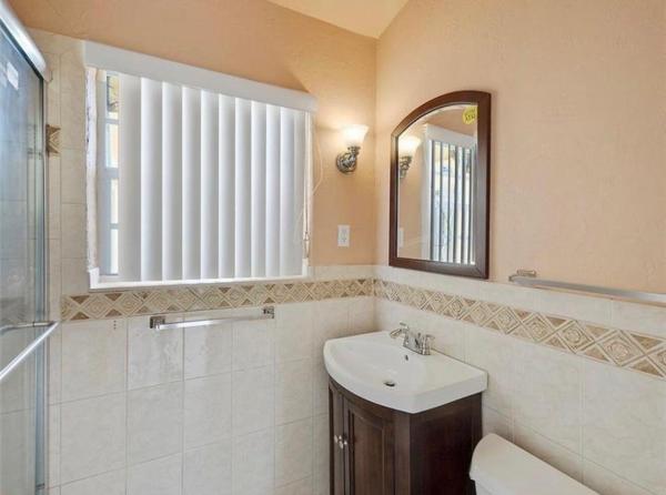 Whisem, 1425 NE 4th Ct, Boca Raton, Florida 33432, image 3