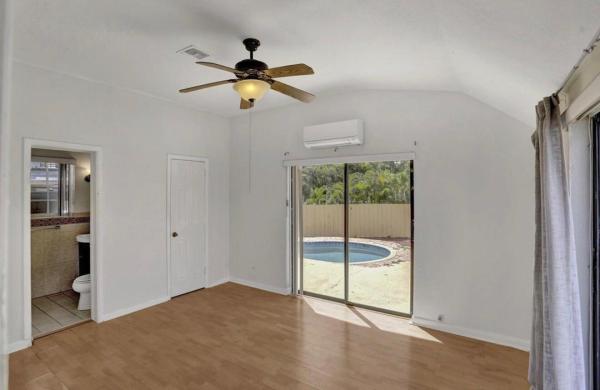 Whisem, 1425 NE 4th Ct, Boca Raton, Florida 33432, image 2